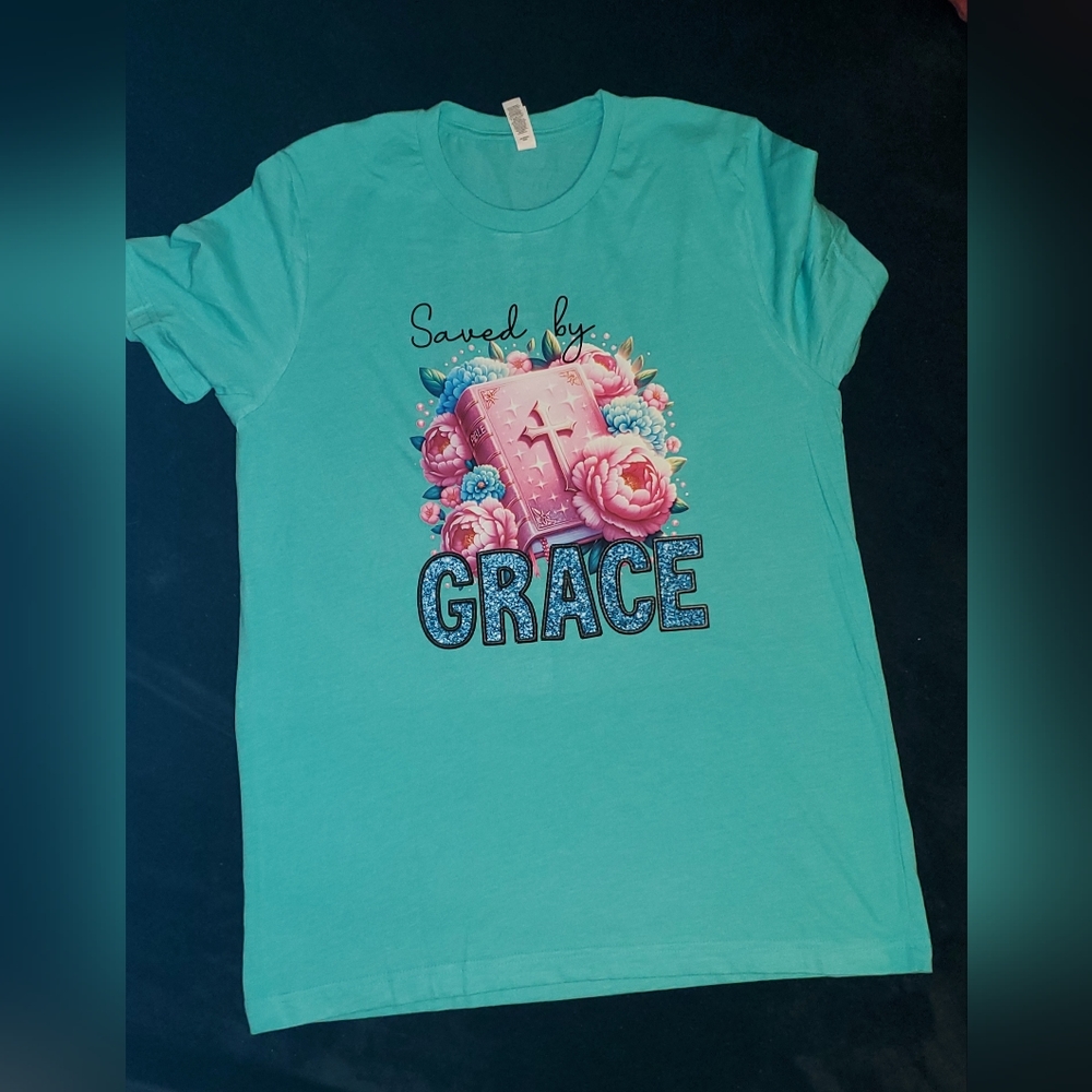 Bella Canvas MINT colored. Size Large